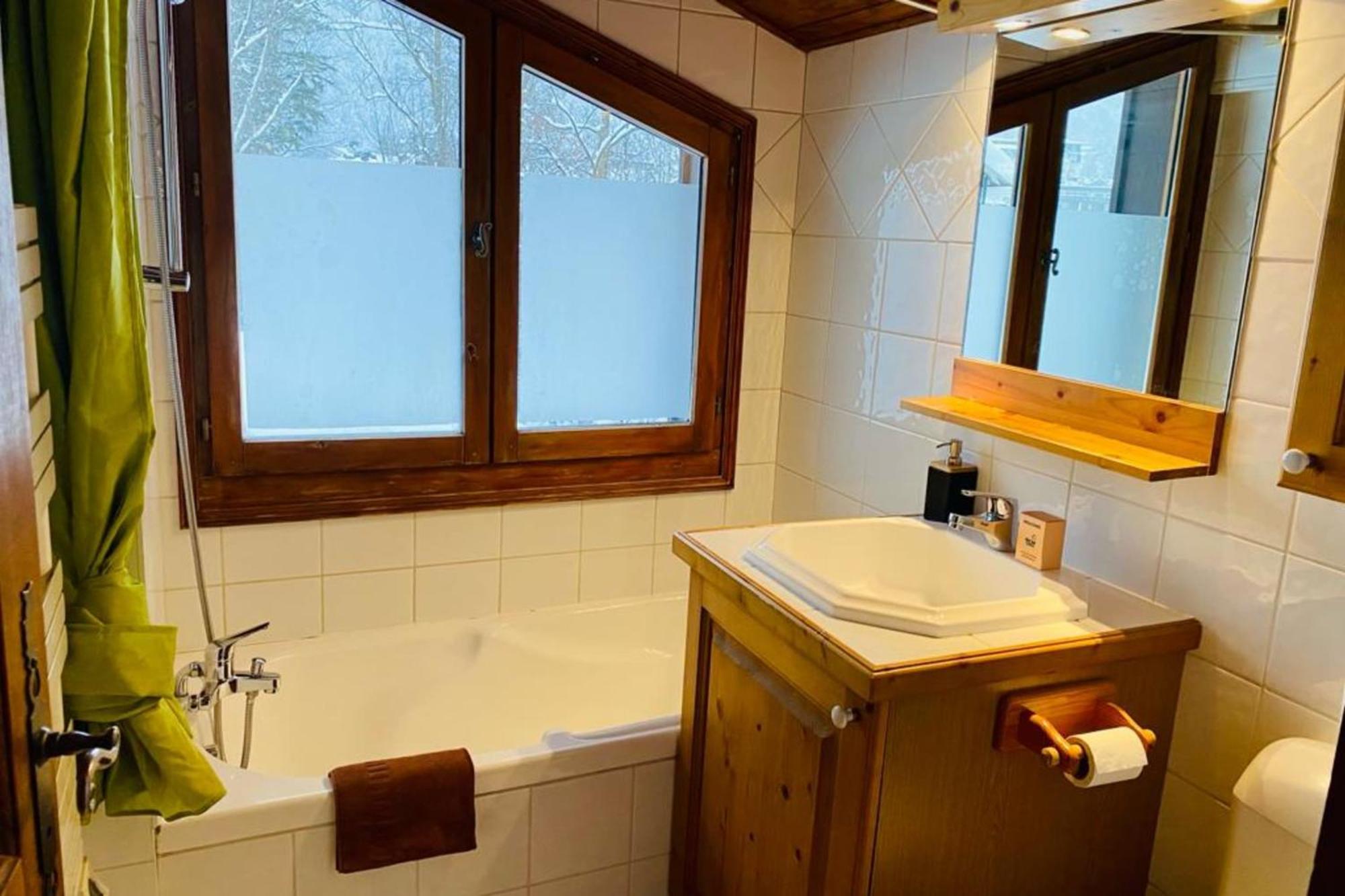 Mont Blanc View Apt In The Heart Of Chamonix Exterior foto